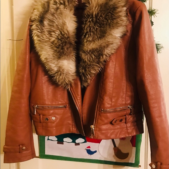 Caramel color fully lined Jacket bomber Jacket with Faux Fur detachable collar - Picture 1 of 6